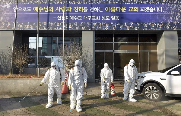 Hàn Quốc: 2,5 triệu người dân thành phố Daegu được khuyến cáo ở nhà sau khi dịch COVID-19 lan nhanh