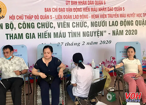 hiến máu tình nguyện