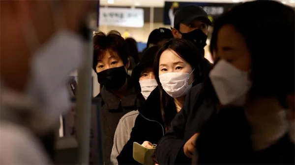 Dịch Covid-19: Hàn Quốc ghi nhận thêm gần 600 ca nhiễm
