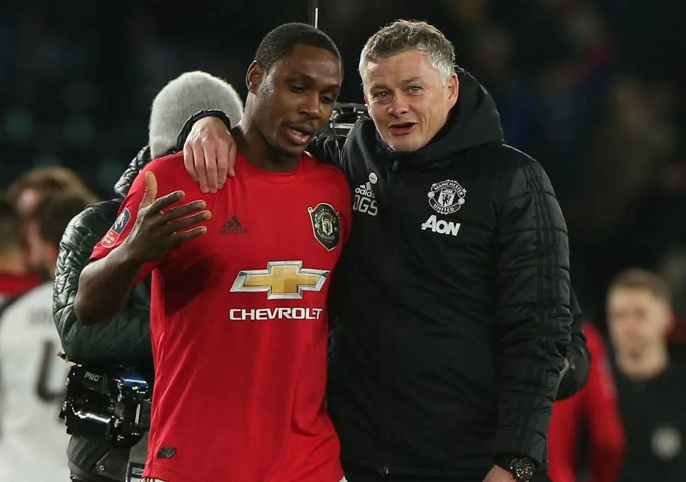 HLV Solskjaer khen ngợi Ighalo