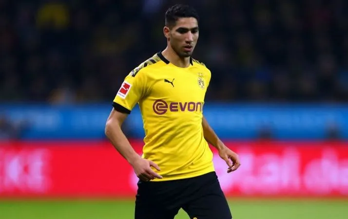 Achraf Hakimi đang chơi tốt trong màu áo Dortmund