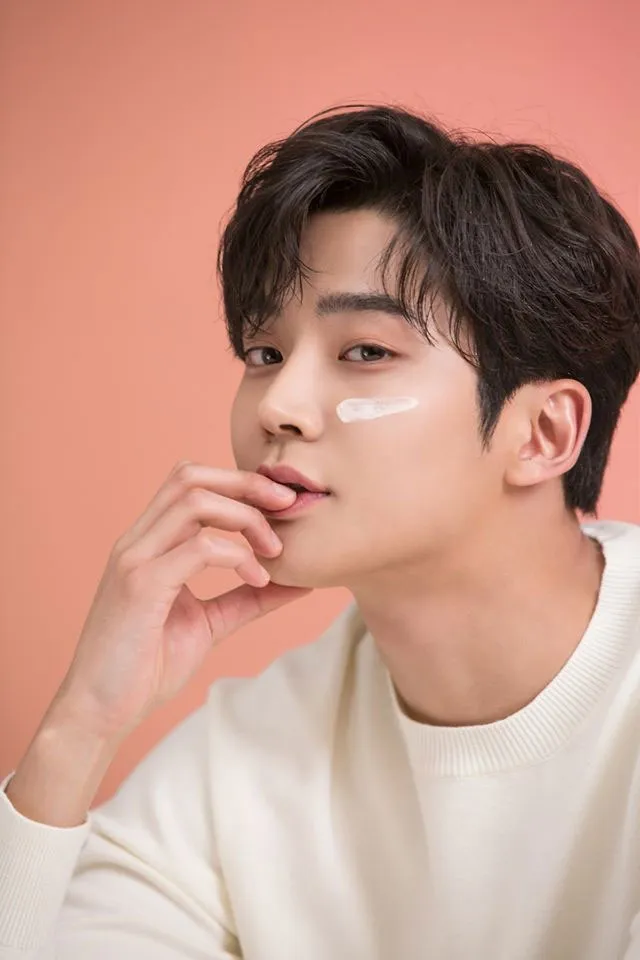 VOH-rowoon-nam-than-anh2