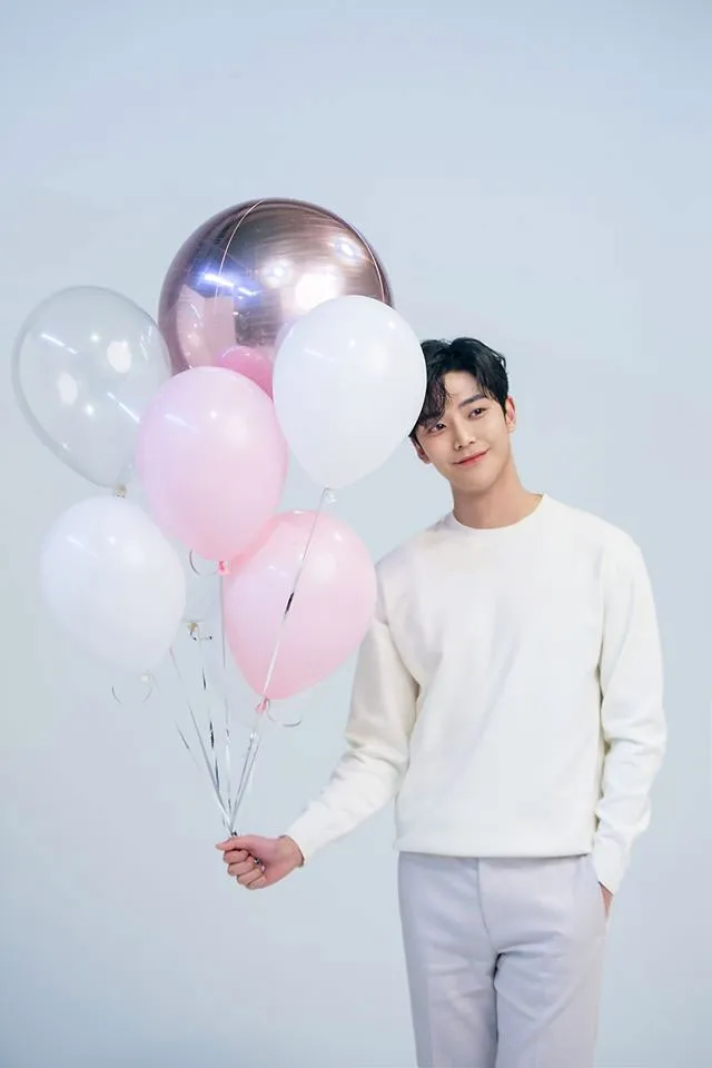VOH-rowoon-nam-than-anh6