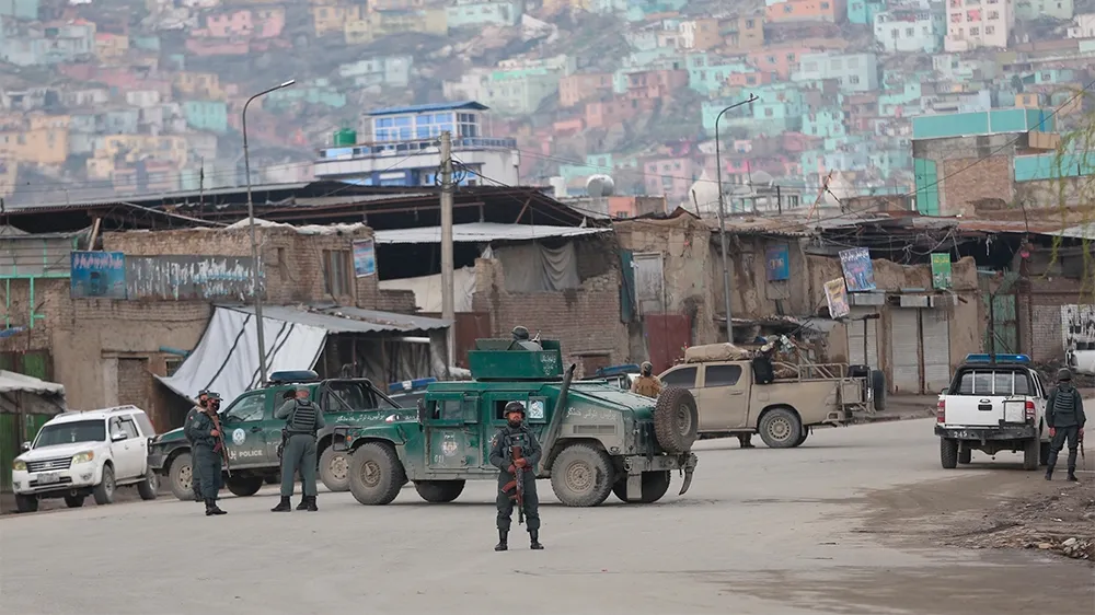 Afghanistan: Nổ súng và đánh bom tự sát tại khu vực đền thờ ở thủ đô Kabul