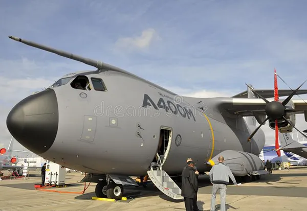 Tây Ban Nha điều máy bay quân sự đến Trung Quốc để vận chuyển vật tư y tế