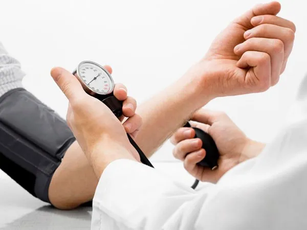 Bệnh cao huyết áp  và những biến chứng khó lường 2