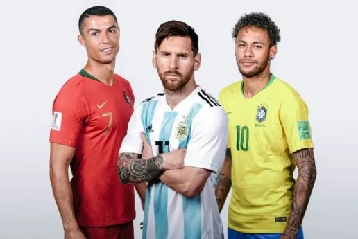 Neymar bên cạnh Ronaldo và Messi