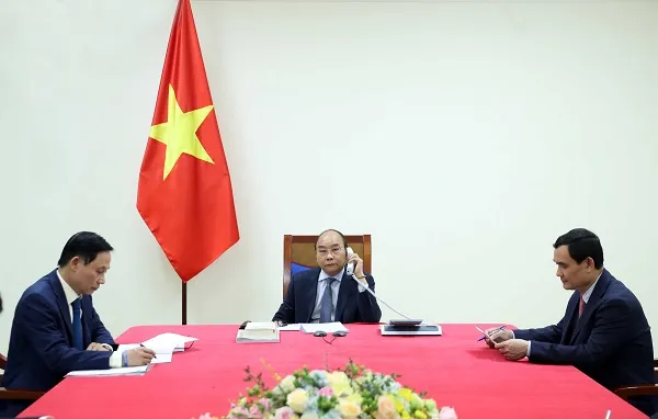 Thủ tướng Nguyễn Xuân Phúc điện đàm, Thủ tướng Nguyễn Xuân Phúc 