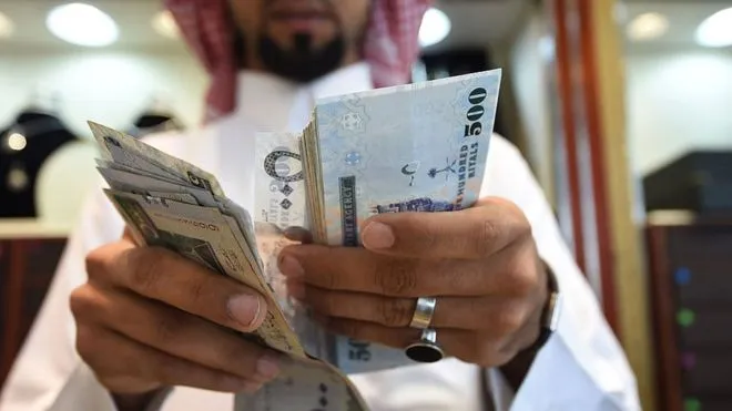 Ả Rập Saudi tăng thuế VAT lên gấp 3 lần để hỗ trợ nền kinh tế
