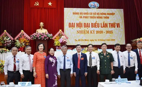 Đồng chí Võ Thị Dung, Phó Bí thư Thành ủy TPHCM và các đại biểu dự đại hội.