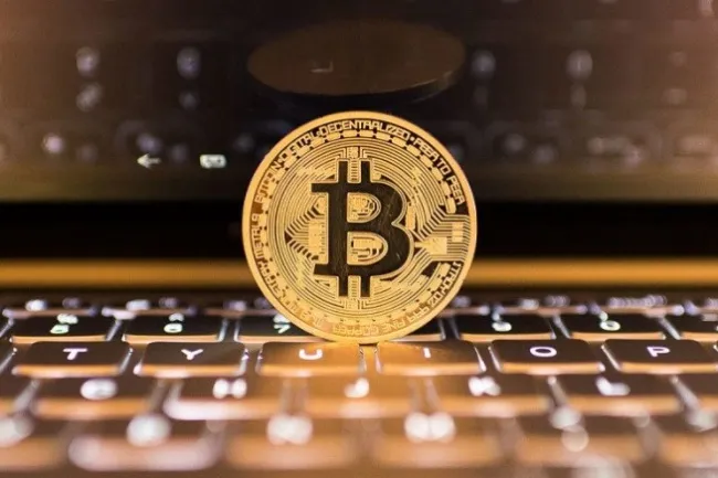 Giá Bitcoin hôm nay 11/6/2020: Tăng mạnh sát ngưỡng 10.000 USD 