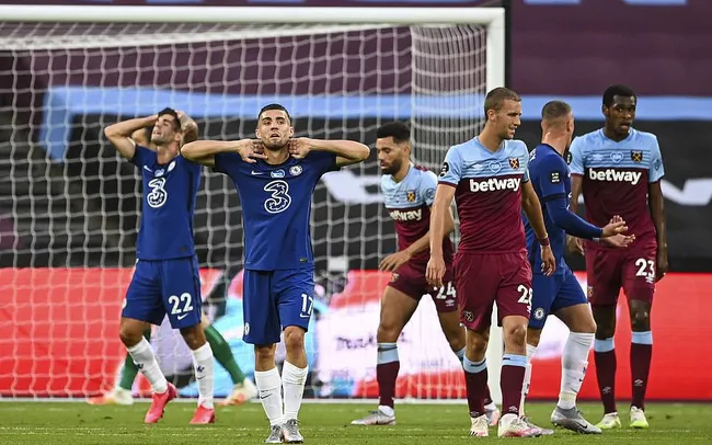 Kết quả Ngoại hạng Anh ngày 2/7: Chelsea vs Leicester “xảy chân” - Arsenal thắng đậm