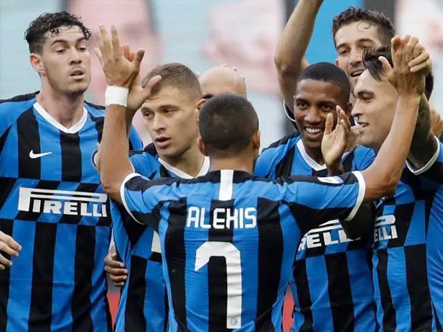 Kết quả bóng đá hôm nay 2/7:  Hủy diệt Brescia, Inter Milan tiếp tục bám đuổi Juve và Lazio
