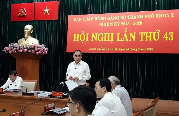 Bí thư Thành ủy Nguyễn Thiện Nhân phát biểu bế mạc hội nghị 