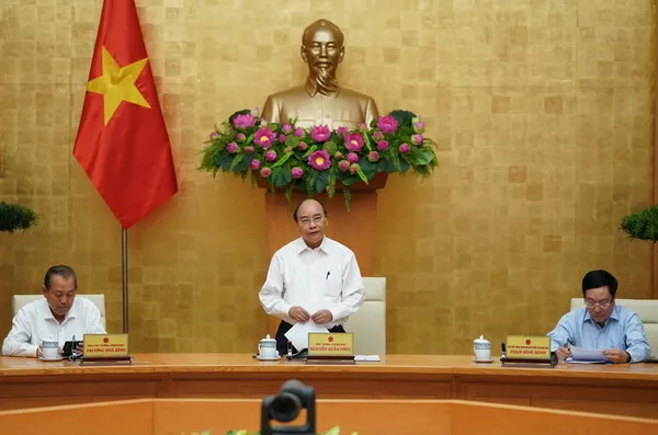 Thủ tướng Chính phủ Nguyễn Xuân Phúc kết luận tại cuộc họp Thường trực Chính phủ về phòng, chống dịch COVID-19 sáng 25/7
