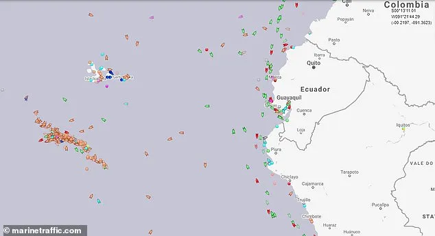 Ecuador kích hoạt báo động vì sự xuất hiện của hàng trăm tàu cá Trung Quốc 