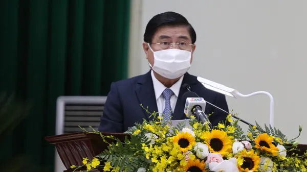 Chủ tịch UBND thành phố Nguyễn Thành Phong dự phát biểu chỉ đạo tại Đại hội