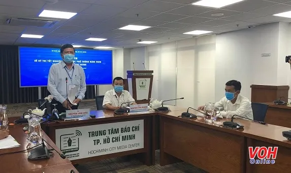 Ông Nguyễn Văn Hiếu - Phó Giám đốc Sở GD-ĐT TPHCM thông tin về ngày thi đầu tiên
