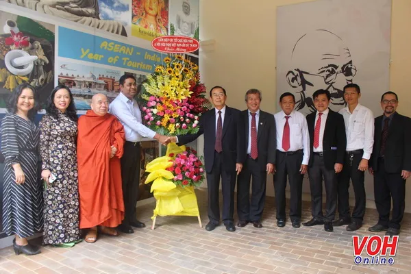 Hội Hữu nghị Việt Nam - Ấn Độ TPHCM (VIFA) thăm và chúc mừng 74 năm ngày Độc lập Ấn Độ tại Tổng lãnh sự quán Ấn Độ tại TPHCM