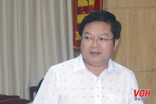 Bí thư Quận ủy - Chủ tịch Ủy ban nhân dân quận Bình Tân Lê Văn Thinh: