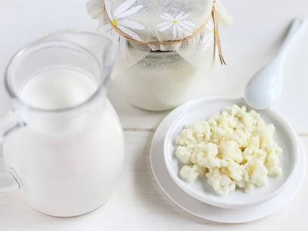 kefir-la-gi-lam-kefir-tai-nha-bang-6-buoc-sieu-don-gian-4voh