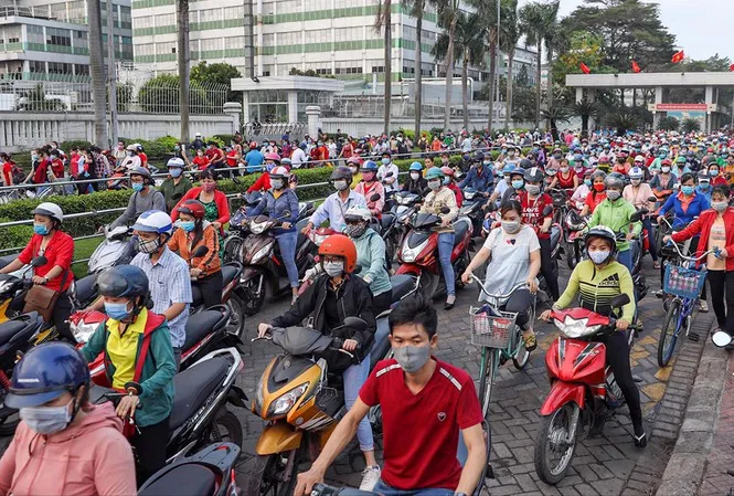 Công nhân công ty PouYuen