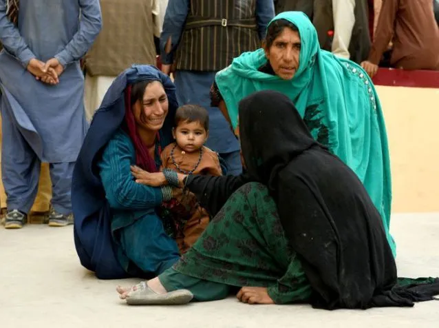 Đánh bom xe tải ở Afghanistan, hàng chục người thương vong