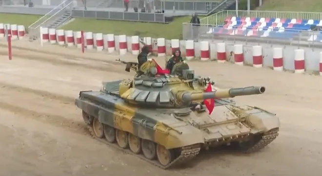 Đội xe tăng Việt Nam lần đầu vô địch nội dung Tank Biathlon