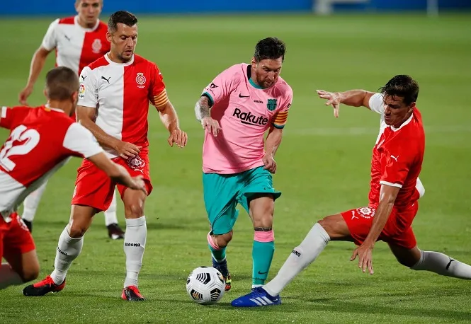 Messi có thể bỏ lỡ trận Siêu kinh điển