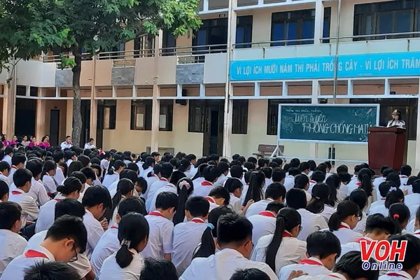 Bộ Tư lệnh Vùng Cảnh sát biển 3 tuyên truyền phòng, chống ma túy ở trường THCS Phước Thắng 1