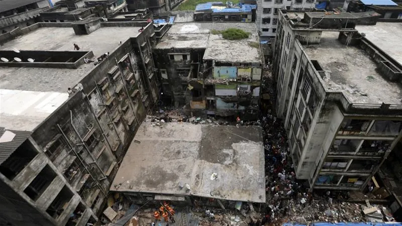 Số người chết tiếp tục tăng trong vụ sập chung cư ở Ấn Độ