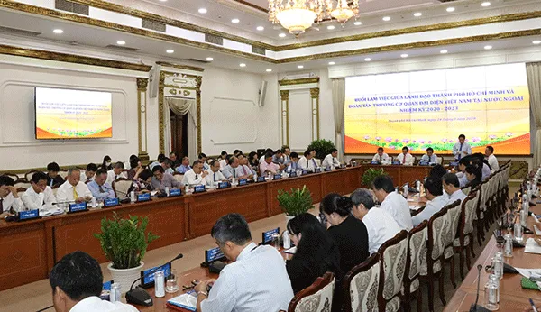 Lãnh đạo TPHCM gặp gỡ với đoàn tân trưởng cơ quan đại diện Việt Nam tại nước ngoài nhiệm kỳ 2020-2023