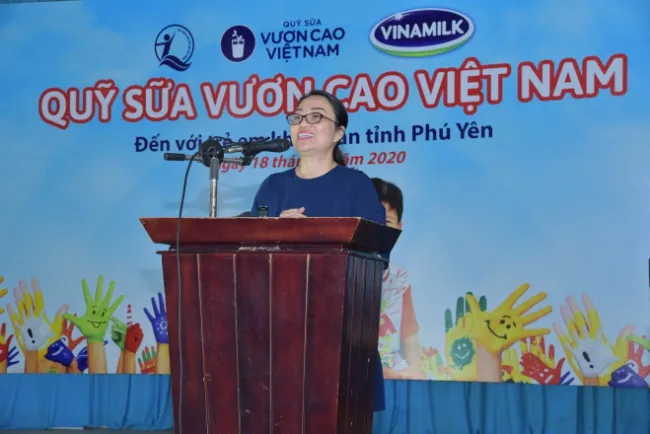 Bà Phạm Thị Minh Hiền, Phó Giám đốc Sở Lao động, Thương binh và Xã hội tỉnh Phú Yên chia sẻ trong chương trình.