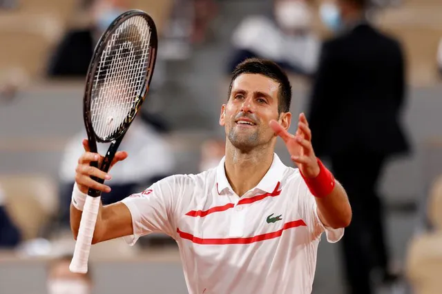 Roland Garros 2020: Djokovic thắng dễ - Tsitsipas  ngược dòng vào vòng 2
