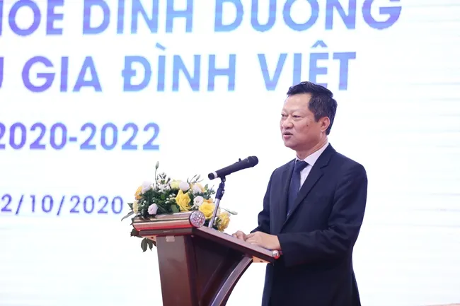 Ông Hoàng Văn Thành, Chủ tịch CLB ĐDT Việt Nam phát biểu về mục đích của hợp tác với Vinamilk và các lợi ích sẽ mang đến cho hội viên của CLB