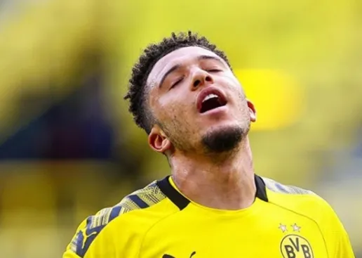 Sếp lớn Dortmund lên tiếng về tương lai Sancho