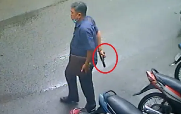 rút súng, ngày 8 tháng 10 năm 2020