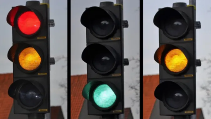 Tất tần tật những điều cần biết về tín hiệu đèn giao thông ảnh 1