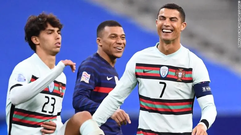 Ronaldo trong trận giao hữu giữa Bồ Đào Nha và Pháp
