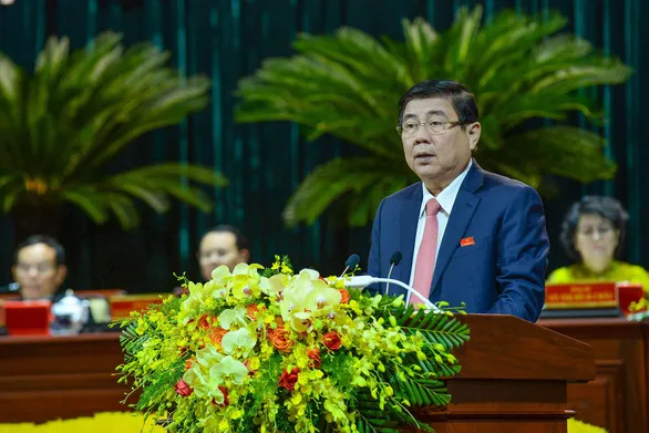 Ông Nguyễn Thành Phong - Chủ tịch UBND TPHCM phát biểu tại đại hội sáng 17/10