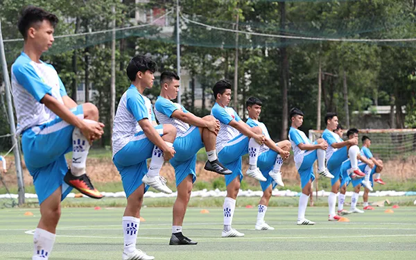 Đội bóng Đại học Nông Lâm cũng rất quyết tâm thể hiện ở SV-League