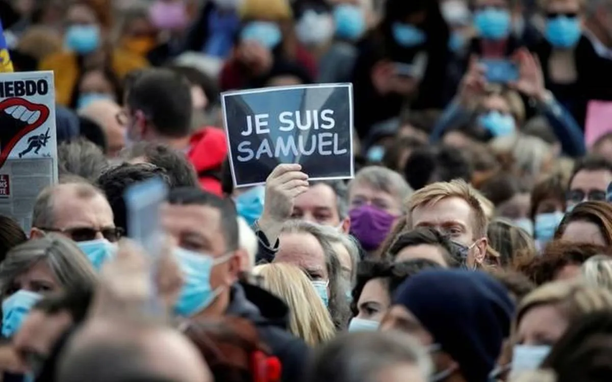 Pháp mở chiến dịch chống các nhóm Hồi giáo cực đoan sau vụ sát hại giáo viên