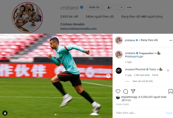 Ronaldo có 242 triệu lượt theo dõi trên Instagram