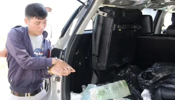 vận chuyển 17kg ma túy, Trịnh Hoàng Khang, ngày 19 tháng 11 năm 2020