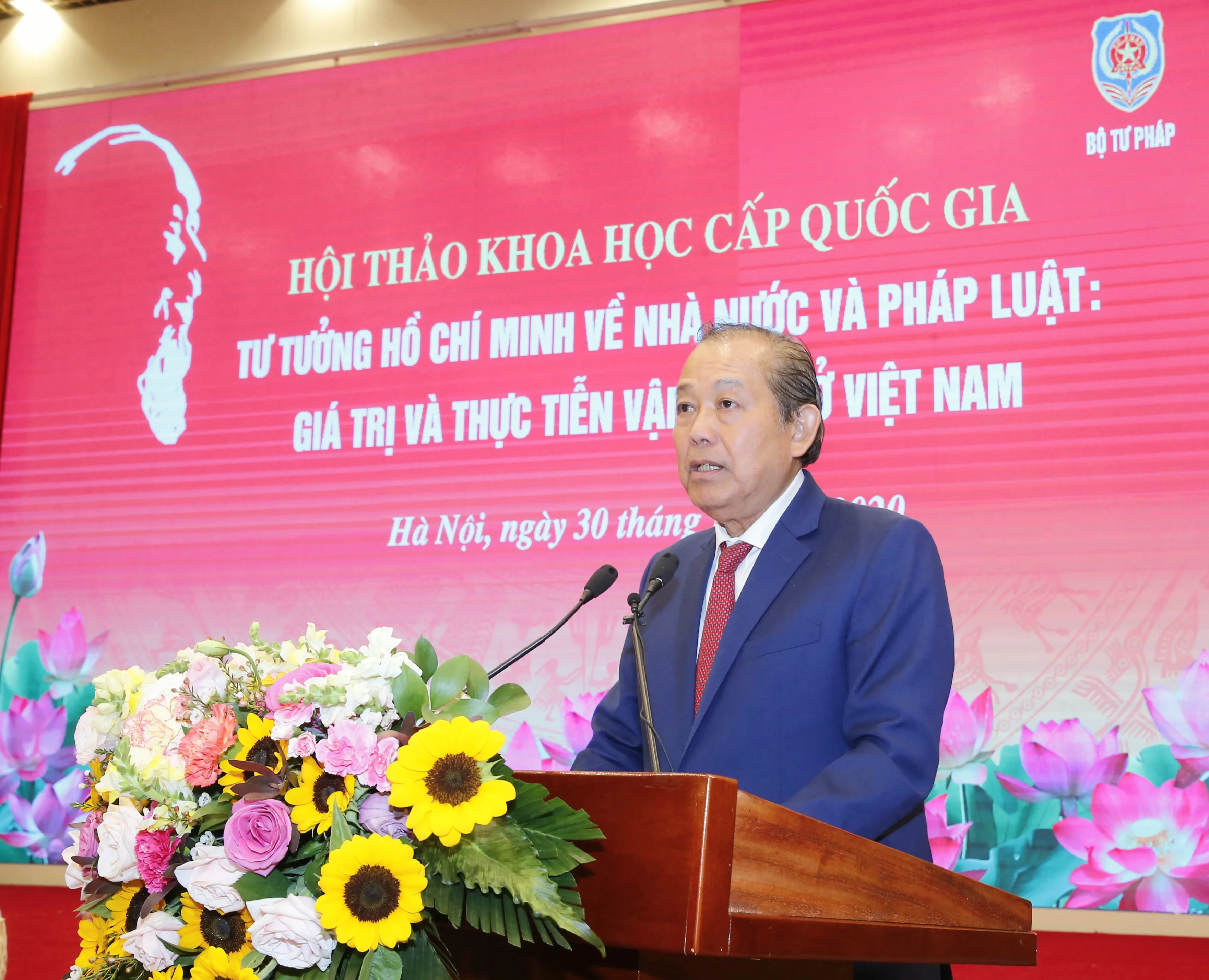 Phó Thủ tướng Thường trực Chính phủ Trương Hòa Bình phát biểu tại Hội thảo. Ảnh: VGP/ Toàn Thắng