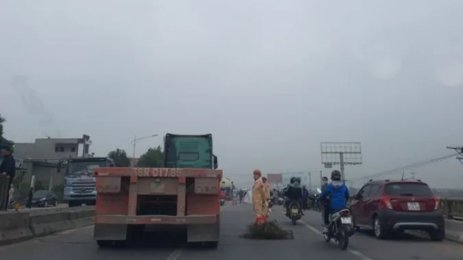 Tin tức tai nạn giao thông hôm nay 2/12/2020: Tai nạn nghiêm trọng trên cao tốc Nội Bài – Lào Cai, 2 người tử vong ảnh 3