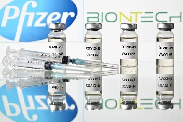 Vắc-xin ngừa Covid-19 của Pfizer/BioNTech. (Ảnh: AFP)