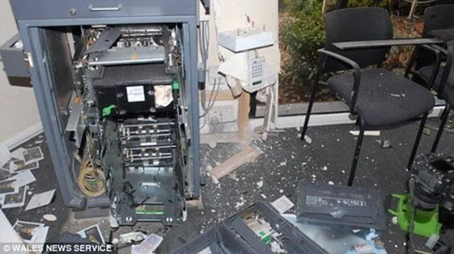 Đức: Khủng hoảng do dịch COVID-19, phá nổ các cây ATM cướp tiền gia tăng