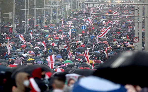 Hình ảnh cuộc biểu tình của người dân Belarus vào ngày 11/10/2020