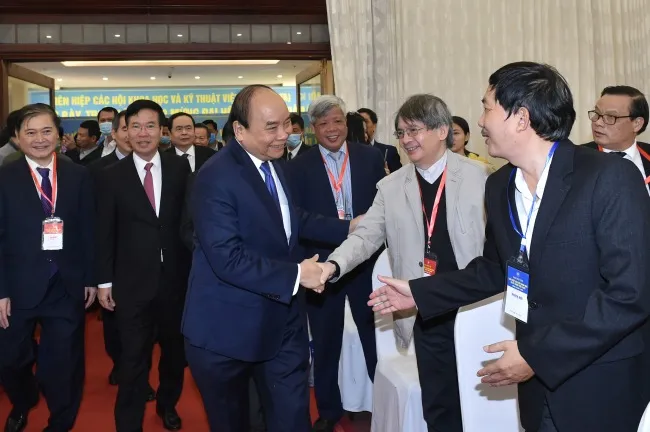 Thủ tướng dự Đại hội đại biểu toàn quốc Liên hiệp các Hội Khoa học và Kỹ thuật Việt Nam lần thứ VIII 1